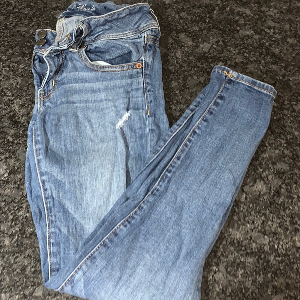 American eagle skinny jeans!!